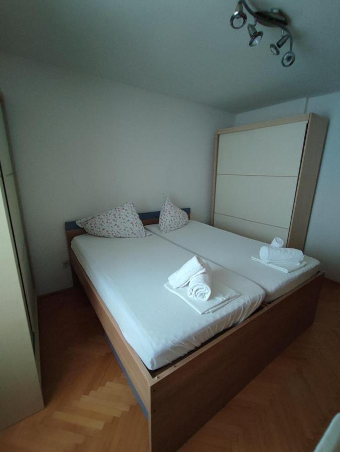Apartment Matea Senj  Exteriör bild